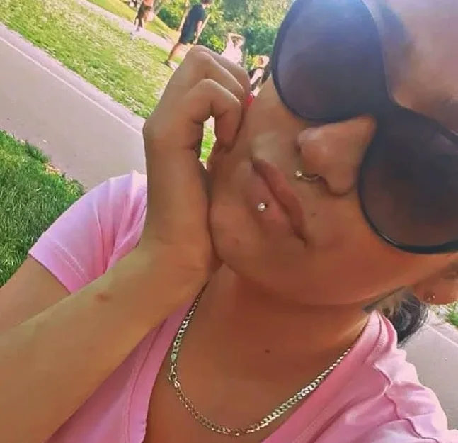 Elsa, 31
