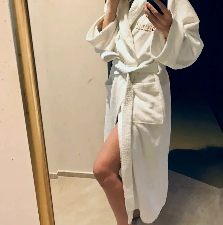 Kirsi, 36