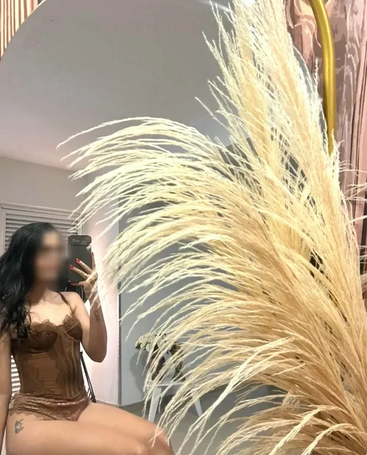 Merja, 23