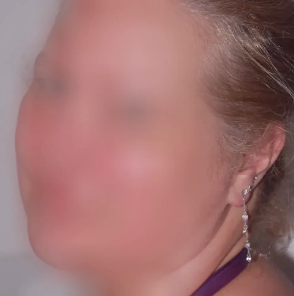 Petra, 28