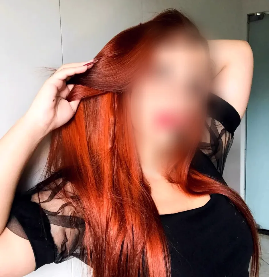 Tiina, 32